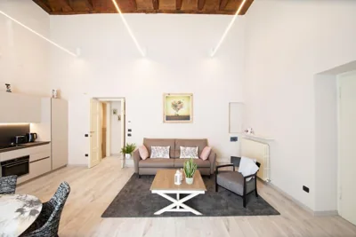 Venus Luxury Apartment in Center Town – Photos 5