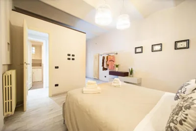 Venus Luxury Apartment in Center Town – Photos 7