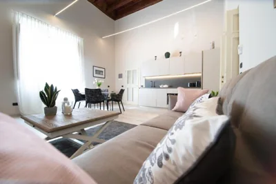 Venus Luxury Apartment in Center Town – Photos 15